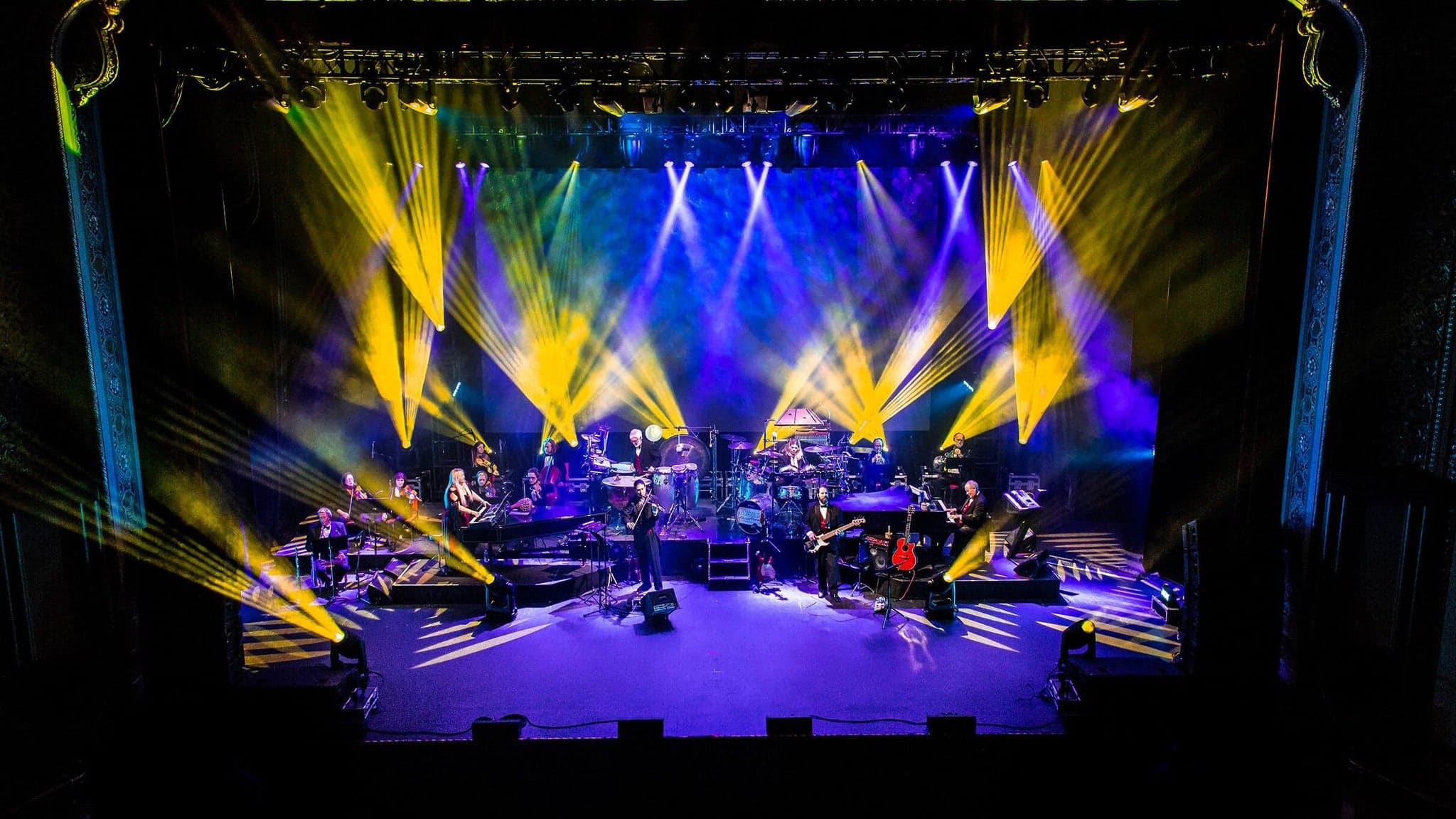 Mannheim Steamroller Christmas artwork